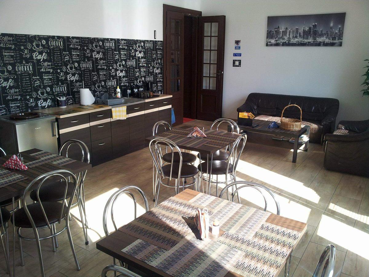 Hostel Maxim Warsaw Exterior photo
